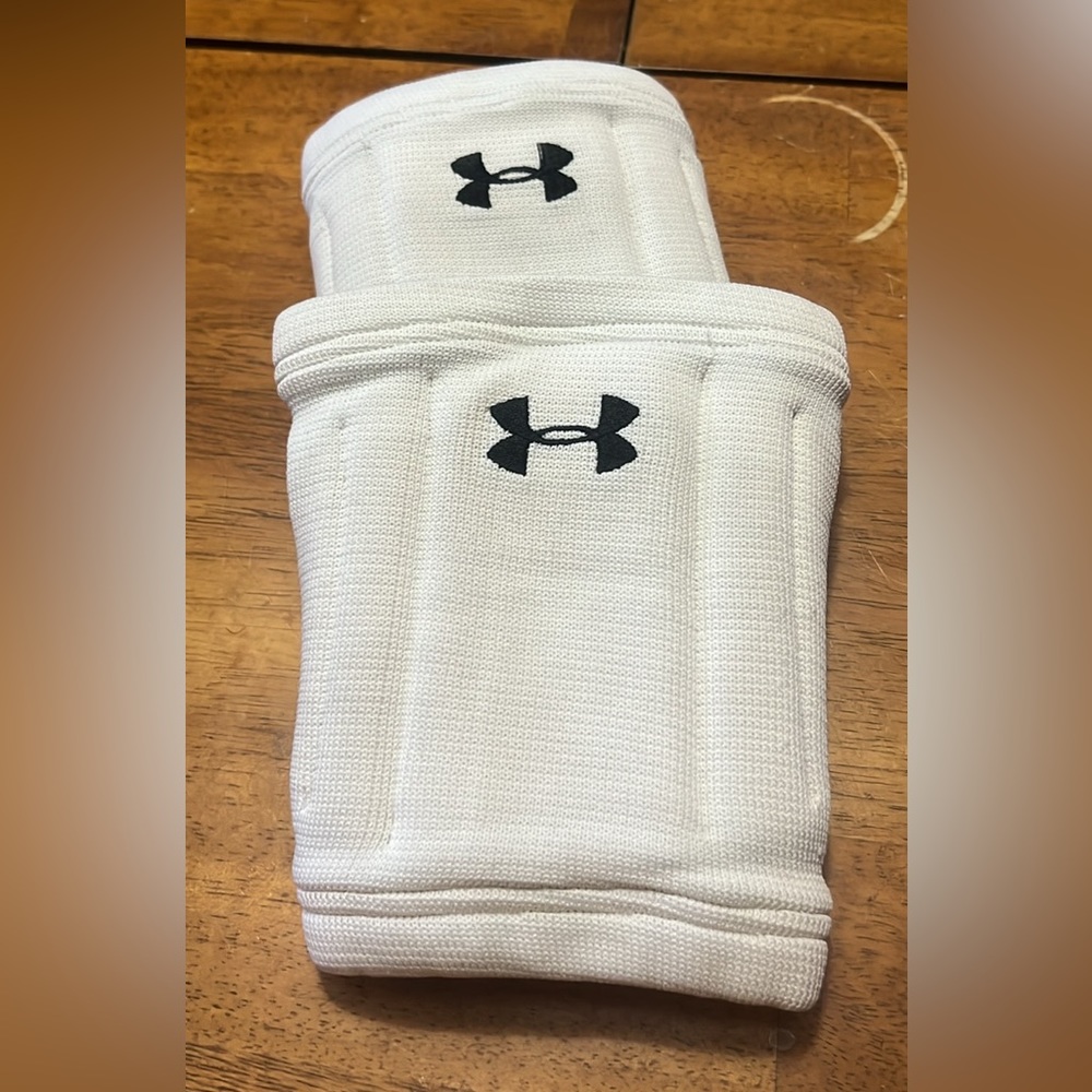 Under Armor Knee Pads